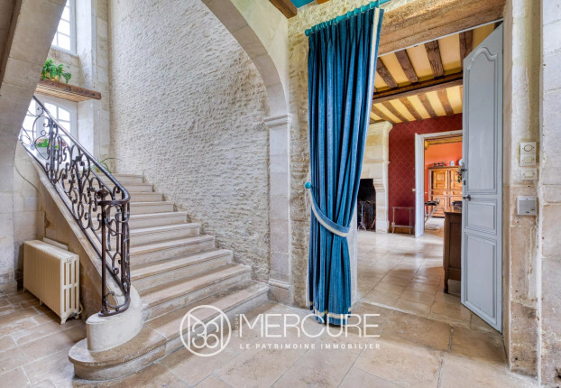 Maison 9 pièces 260 m² · à Morteaux-Coulibœuf · 260 m² · 695 000 €