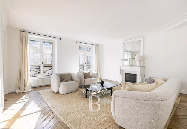 Appartement 5 pièces 113 m² · à Invalides, Paris 7ème · 112,6 m² · 2 400 000 €