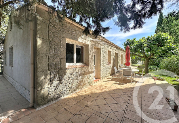 Maison 5 pièces 145 m² · à Castries · 145 m² · 495 000 €
