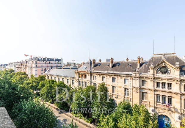 Appartement 4 pièces 138 m² · à Belleville-Saint Maur, Paris 11ème · 138 m² · 1 450 000 €