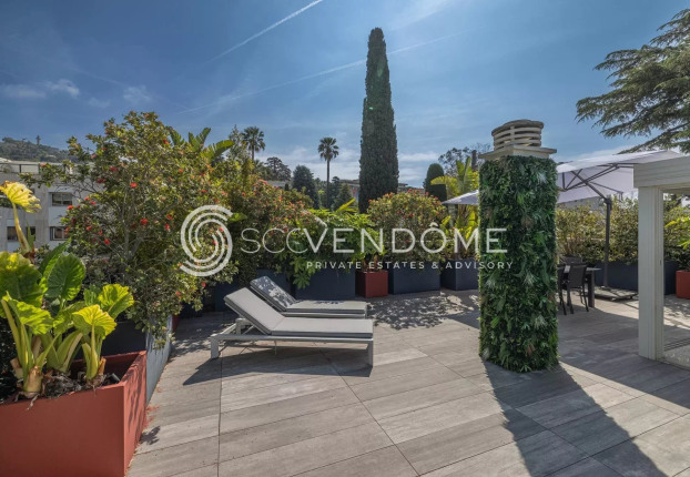 Appartement 6 pièces 152 m² · à Cannes · 152 m² · 1 800 000 €
