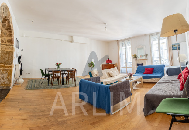 Appartement 5 pièces 151 m² · à Cordeliers-Célestins-Bourse, Lyon 2ème · 151,4 m² · 695 000 €