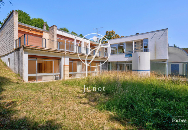 Maison 11 pièces 314 m² · à La Celle-Saint-Cloud · 314 m² · 1 450 000 €