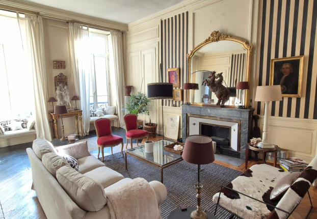 Appartement 7 pièces 254 m² · à Bellecour-Ainay, Lyon 2ème · 254,3 m² · 1 150 000 €