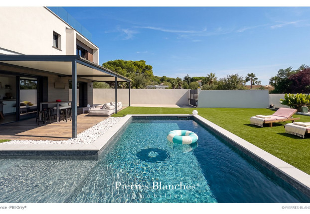 Maison 5 pièces 184 m² · à Agde · 184 m² · 1 080 000 €