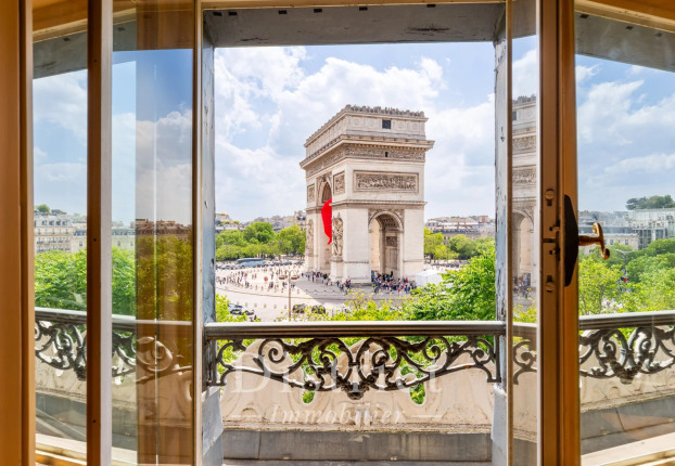 Appartement 4 pièces 180 m² · à Hoche-Friedland, Paris 8ème · 180 m² · 3 999 800 €