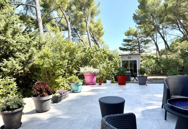 Maison 6 pièces 135 m² · à Ventabren · 135 m² · 750 000 €