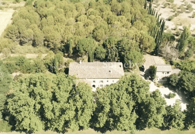 Maison 12 pièces 890 m² · à Aix-en-Provence · 890 m² · 2 100 000 €