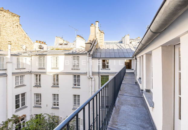 Appartement 4 pièces 73 m² · à Monnaie, Paris 6ème · 73 m² · 1 500 000 €