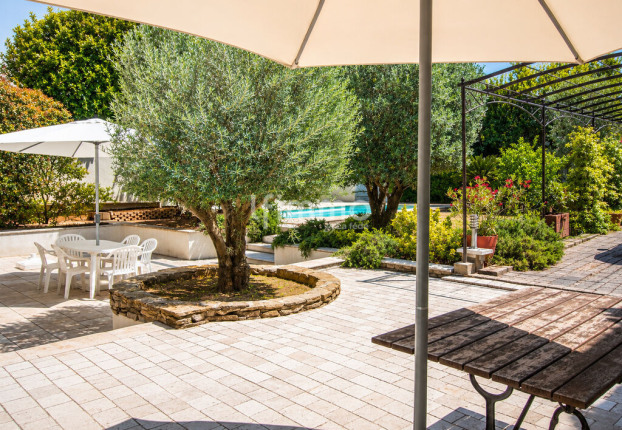 Maison 6 pièces 143 m² · à Montolivet, Marseille 12ème · 143 m² · 895 000 €