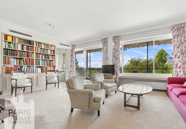 Appartement 5 pièces 142 m² · à Porte Dauphine, Paris 16ème · 142,2 m² · 1 650 000 €