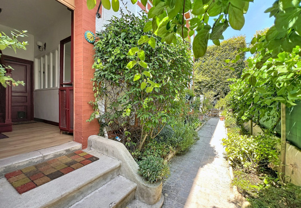 Maison 6 pièces 110 m² · à Saint-Cloud · 109,8 m² · 930 000 €
