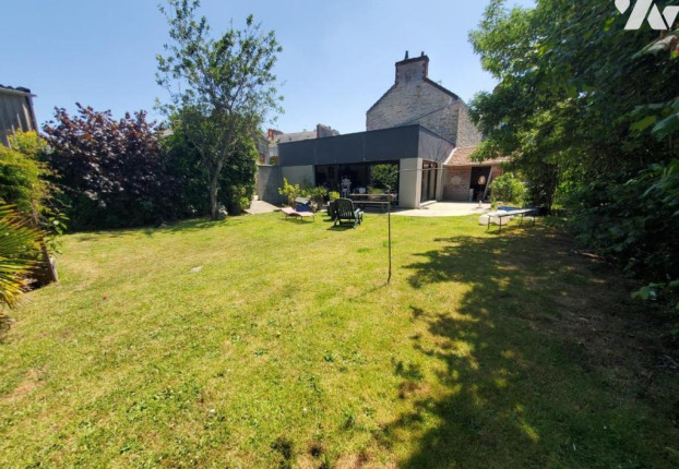 Maison 6 pièces 220 m² · à Cherbourg-en-Cotentin · 220 m² · 575 000 €