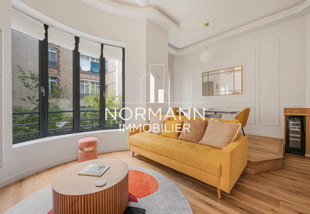 Appartement 2 pièces 55 m² · à Enfants Rouges, Paris 3ème · 55 m² · 898 000 €