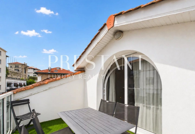 Appartement 5 pièces 98 m² · à Biarritz · 98,2 m² · 696 000 €