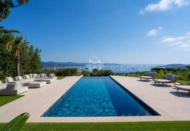 Maison 10 pièces 800 m² · à Gassin · 800 m² · 14 900 000 €