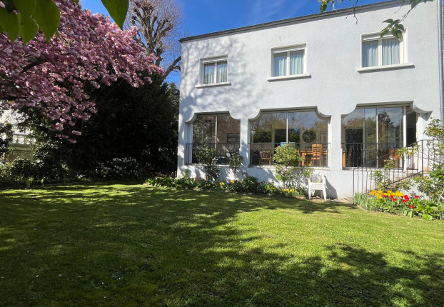 Maison 9 pièces 170 m² · à Vaucresson · 170 m² · 1 250 000 €