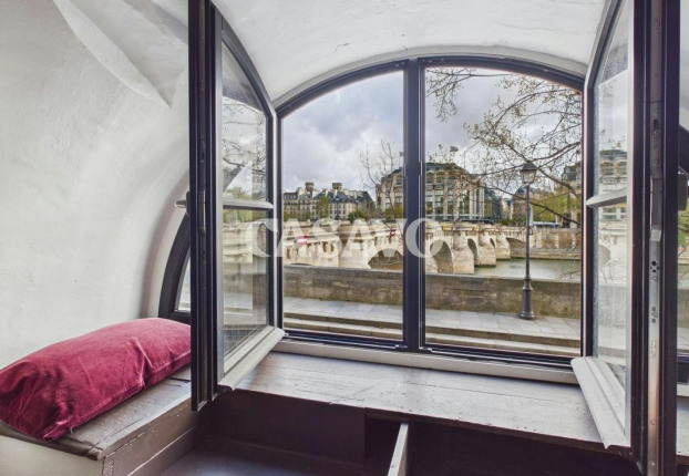 Maison 4 pièces 86 m² · à Île de la Cité, Paris 1er · 86 m² · 1 750 000 €