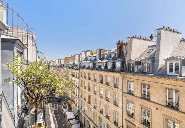 Appartement 5 pièces 122 m² · à Paris 8ème · 122 m² · 1 630 000 €