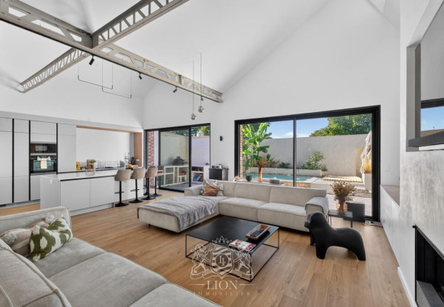 Maison 9 pièces 236 m² · à Marcq-en-Barœul · 236 m² · 1 297 000 €