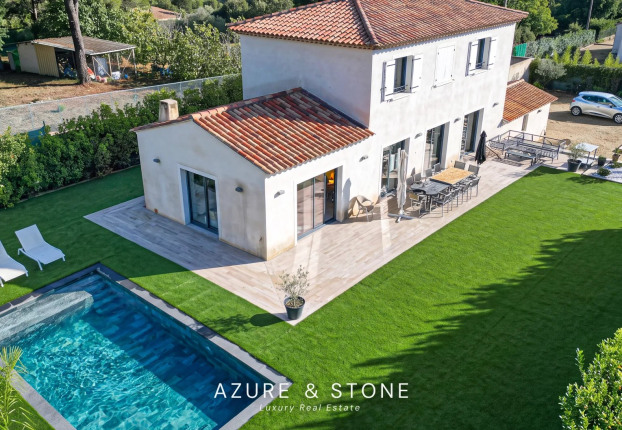 Maison 6 pièces 136 m² · à Mougins · 136,1 m² · 1 090 000 €