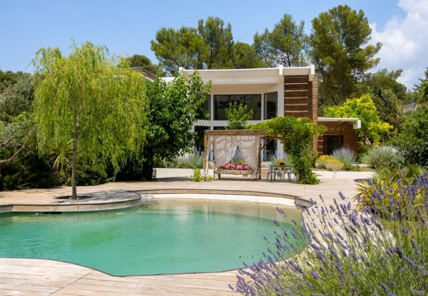 Maison 5 pièces 181 m² · à Roquefort-la-Bédoule · 181 m² · 995 000 €
