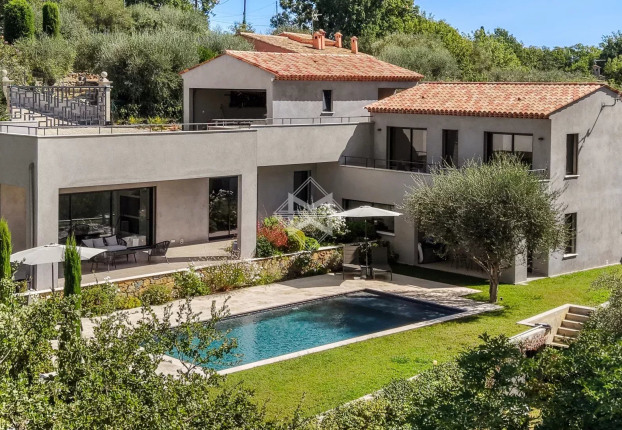 Maison 7 pièces 195 m² · à Le Rouret · 195 m² · 1 995 000 €