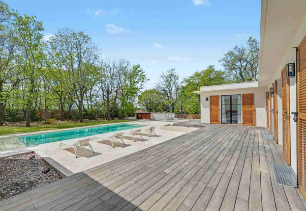 Maison 7 pièces 229 m² · à Saint-Sauveur · 229 m² · 665 000 €