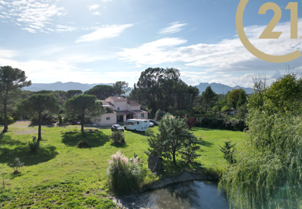 Maison 8 pièces 215 m² · à Puget-sur-Argens · 215 m² · 725 000 €