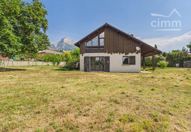 Maison 5 pièces 122 m² · à Saint-Nazaire-les-Eymes · 122,3 m² · 549 000 €