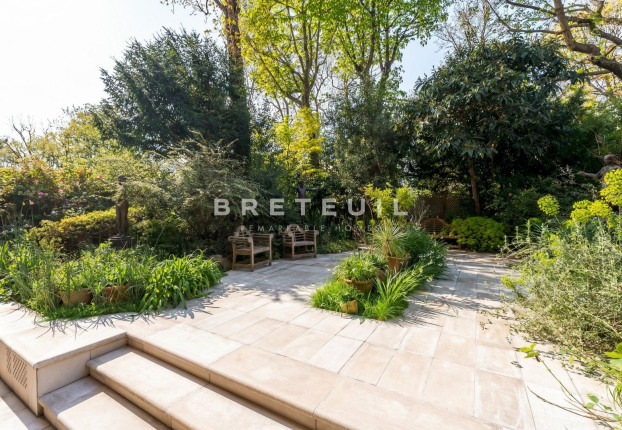 Appartement 5 pièces 140 m² · à Neuilly-sur-Seine · 140 m² · 1 960 000 €