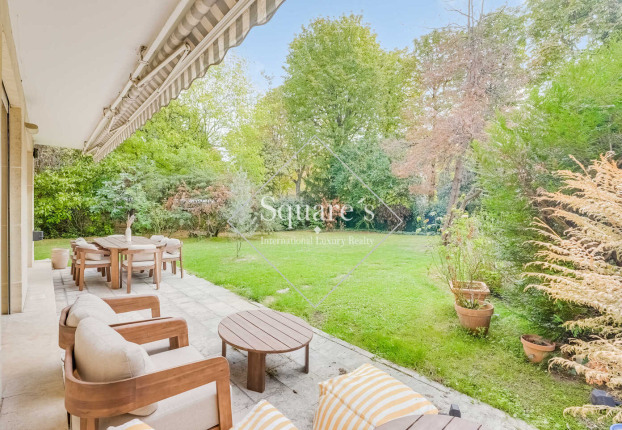 Appartement 5 pièces 130 m² · à Neuilly-sur-Seine · 130 m² · 2 190 000 €
