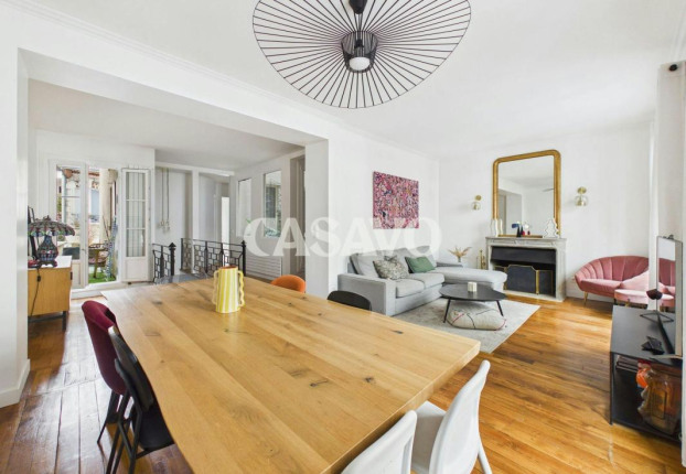 Appartement 6 pièces 135 m² · à Paris 15ème · 135 m² · 1 299 000 €