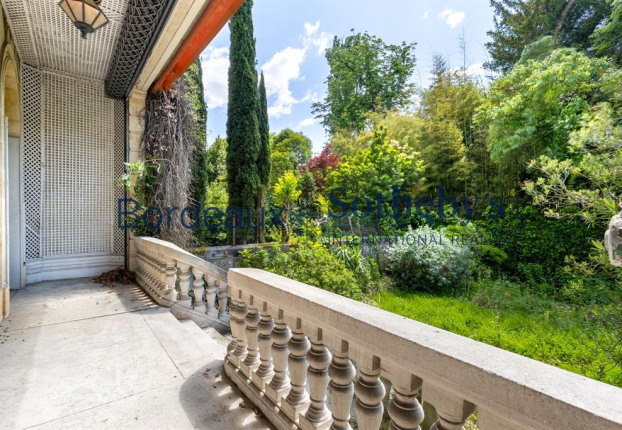 Maison 15 pièces 478 m² · à Bordeaux · 478 m² · 1 900 000 €