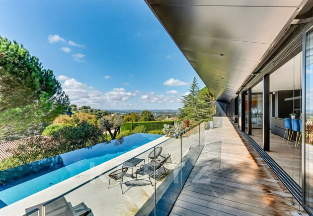 Maison 6 pièces 225 m² · à Vieille-Toulouse · 225 m² · 1 295 000 €