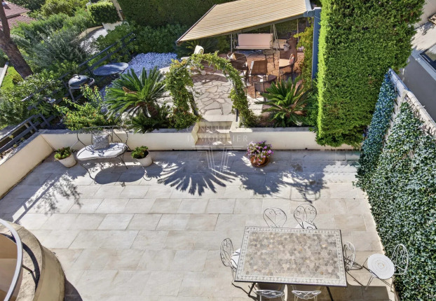 Appartement 3 pièces 72 m² · à Village-le Val-Cabrieres, Mougins · 72 m² · 530 000 €