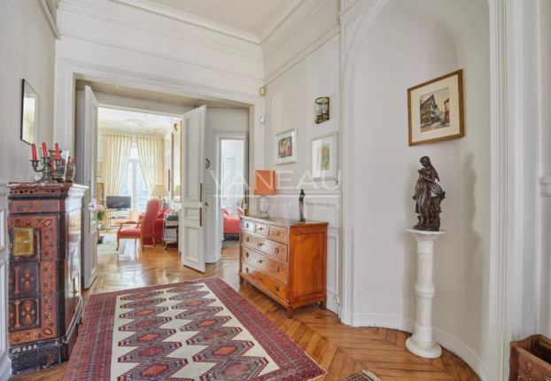 Appartement 5 pièces 183 m² · à Lafayette-Richer, Paris 9ème · 183,1 m² · 1 924 000 €