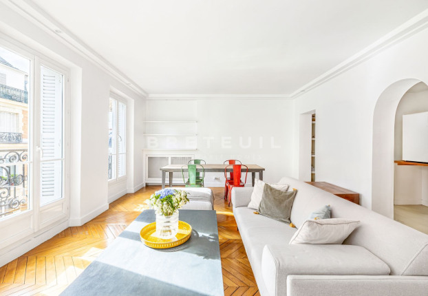 Appartement 3 pièces 79 m² · à Paris 16ème · 79 m² · 1 030 000 €