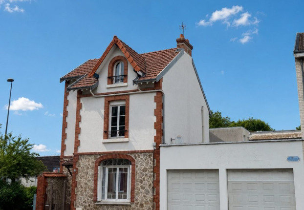 Maison 8 pièces 193 m² · à Reims · 193 m² · 729 000 €