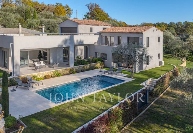 Maison 6 pièces 195 m² · à Le Rouret · 195 m² · 1 995 000 €