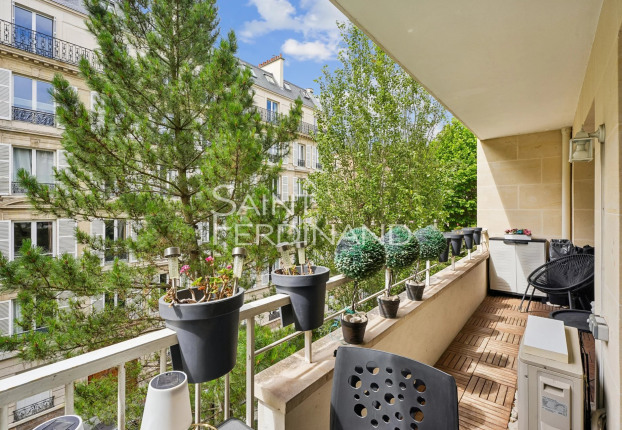 Appartement 4 pièces 84 m² · à Neuilly-sur-Seine · 84,3 m² · 1 255 000 €