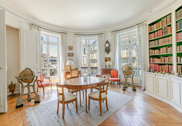 Appartement 4 pièces 117 m² · à Parc Monceau, Paris 8ème · 117,1 m² · 1 695 000 €