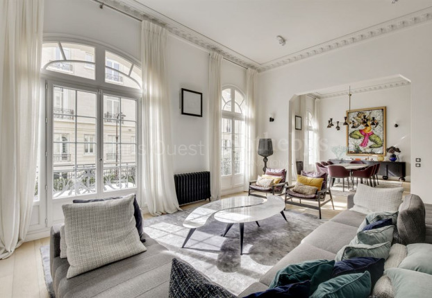 Maison 7 pièces 334 m² · à Muette Nord, Paris 16ème · 333,8 m² · 6 000 000 €