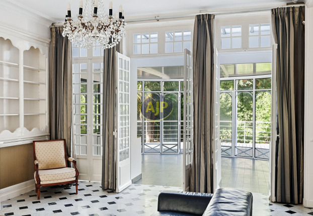 Maison 10 pièces 316 m² · à Procé - Monselet, Nantes · 316,5 m² · 1 390 000 €