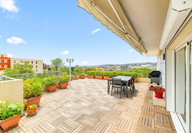 Maison 4 pièces 99 m² · à Nice · 98,8 m² · 700 000 €