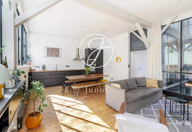 Appartement 3 pièces 80 m² · à Paris 17ème · 79,5 m² · 910 000 €