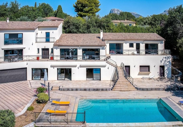 Maison 6 pièces 325 m² à La Gaude
