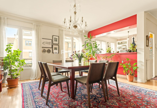 Maison 6 pièces 211 m² · à Montreuil · 211 m² · 1 550 000 €