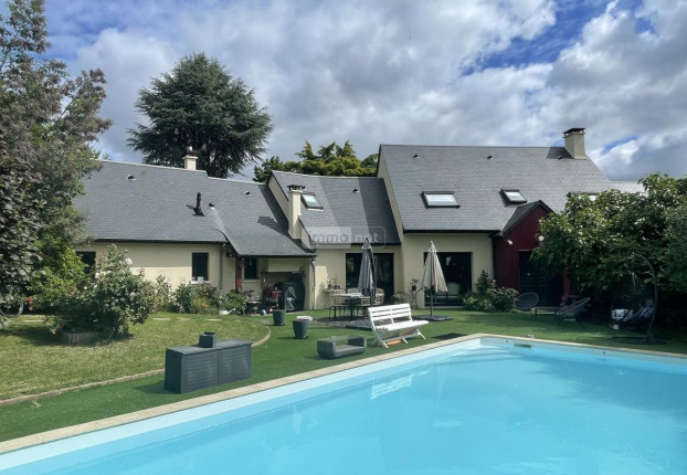 Maison 7 pièces 195 m² · à Le Mans · 195 m² · 621 600 €