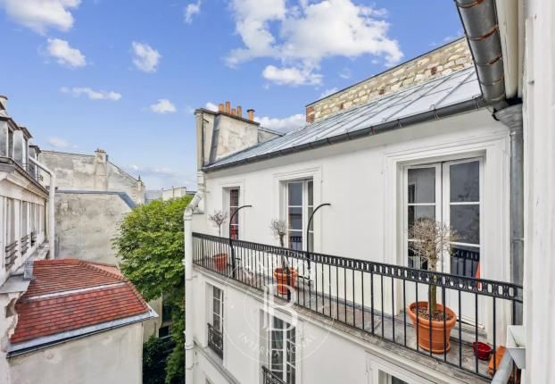 Appartement 2 pièces 51 m² · à Saint Germain des Prés, Paris 6ème · 50,6 m² · 1 049 000 €